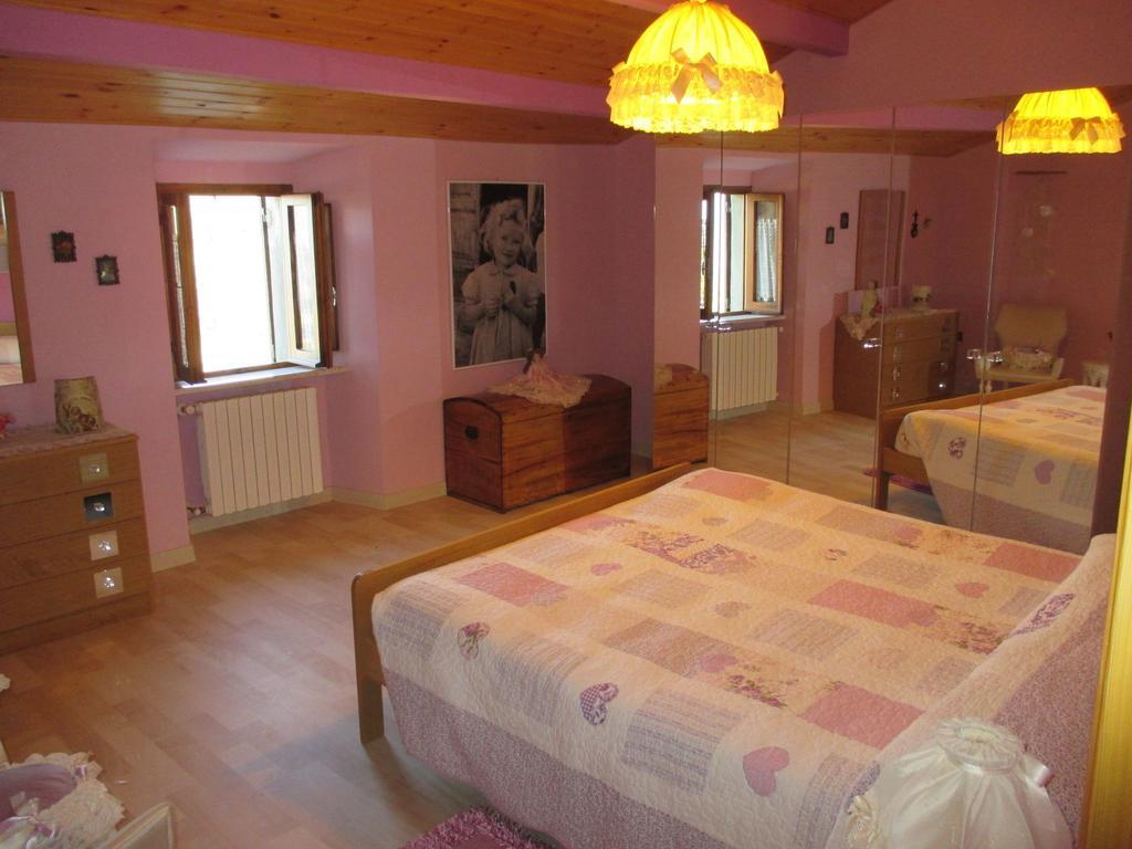 Belvilla By Oyo Graceful Apartment With Garden Petrella Guidi Extérieur photo