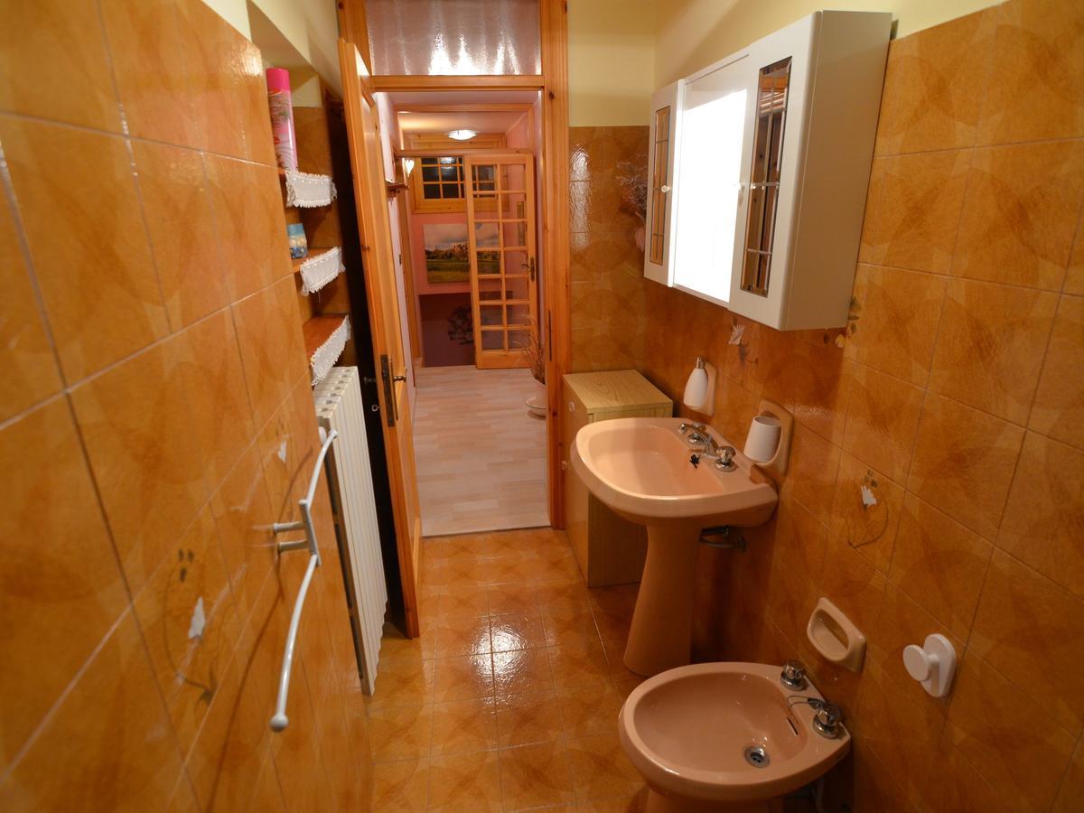 Belvilla By Oyo Graceful Apartment With Garden Petrella Guidi Extérieur photo